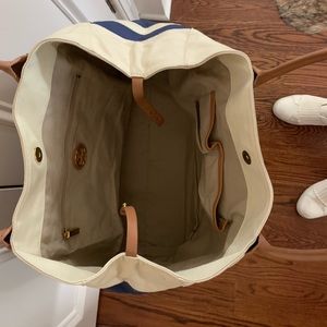 Tory Burch Bags - Tory Burch Tote Tory Burch Bags - Tory Burch Tote